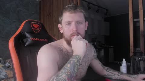 Snapshot of manjerk_on_cb chatting on 10.05.25 Arthur online show from 10.05.25