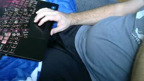 Snapshot of mannyramorg chatting on 11.18.25 mannyramorg online show from 11.18.25