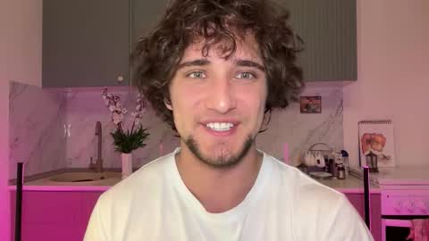 manolein online show from 10.16.25