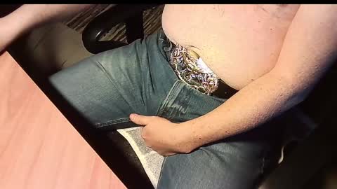 Snapshot of manswed chatting on 12.21.24 manswed online show from 12.21.24