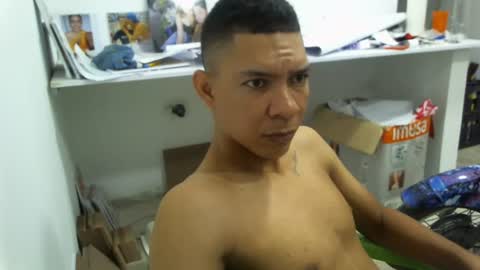 Snapshot of manu489 chatting on 06.15.26 tibisay online show from 06.15.26