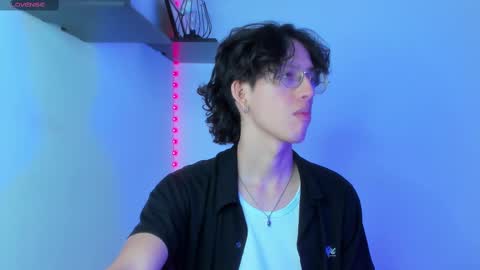 Snapshot of manu_vera8 chatting on 02.11.25 Manuel online show from 02.11.25