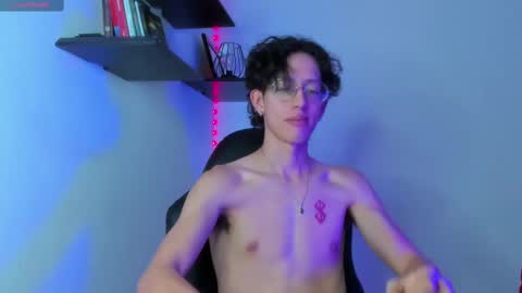 Snapshot of manu_vera8 chatting on 02.13.25 Manuel online show from 02.13.25