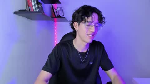 Snapshot of manu_vera8 chatting on 02.19.25 Manuel online show from 02.19.25