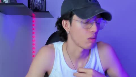 Snapshot of manu_vera8 chatting on 02.28.25 Manuel online show from 02.28.25