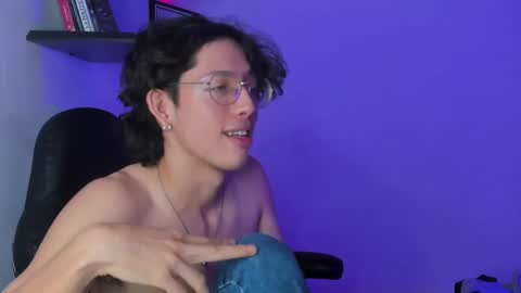 Snapshot of manu_vera8 chatting on 03.02.25 Manuel online show from 03.02.25