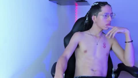 Snapshot of manu_vera8 chatting on 03.12.25 Manuel online show from 03.12.25