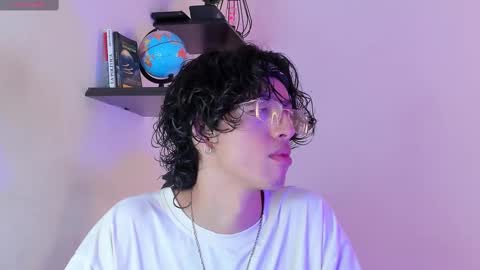 Snapshot of manu_vera8 chatting on 09.21.25 Manuel online show from 09.21.25