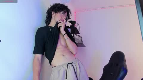 Snapshot of manu_vera8 chatting on 09.25.25 Manuel online show from 09.25.25