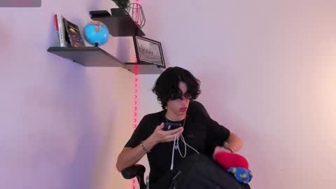 Snapshot of manu_vera8 chatting on 10.05.25 Manuel online show from 10.05.25