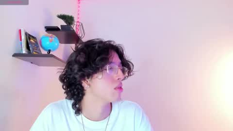 Snapshot of manu_vera8 chatting on 10.06.25 Manuel online show from 10.06.25