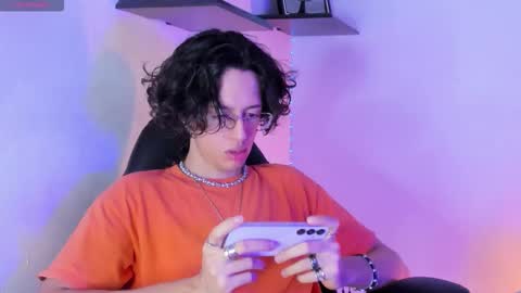 Snapshot of manu_vera8 chatting on 11.20.25 Manuel online show from 11.20.25