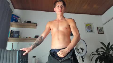 Snapshot of manucute_23_ chatting on 01.31.26 manucute 23 online show from 01.31.26