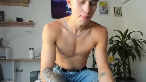 Snapshot of manucute_23_ chatting on 02.05.26 manucute 23 online show from 02.05.26