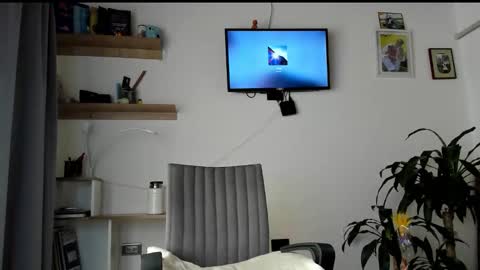 Snapshot of manucute_23_ chatting on 02.16.26 manucute 23 online show from 02.16.26