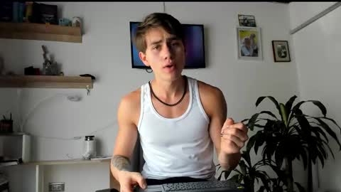 Snapshot of manucute_23_ chatting on 02.27.26 manucute 23 online show from 02.27.26