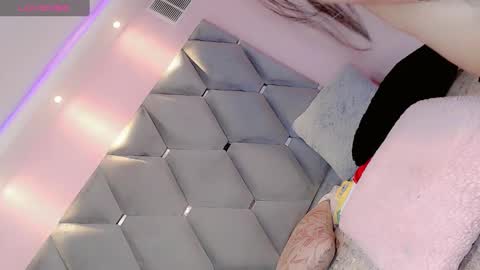 Snapshot of manuela_kingsley chatting on 01.02.25 Manuela Kingsley online show from 01.02.25