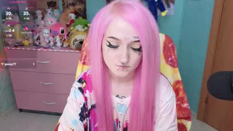 Snapshot of manuela_unicorn chatting on 12.02.25 Manuela online show from 12.02.25