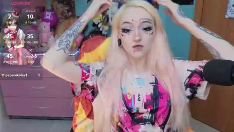 Snapshot of manuela_unicorn chatting on 02.18.26 Manuela online show from 02.18.26