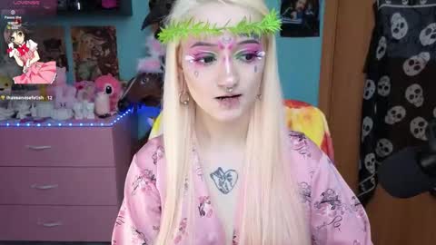 Manuela online show from 03.10.26