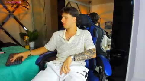 Manuel online show from 04.18.26