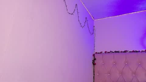 Snapshot of manumeow_ chatting on 02.19.26 Manu online show from 02.19.26