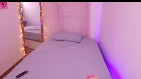     online show from 11.30.25