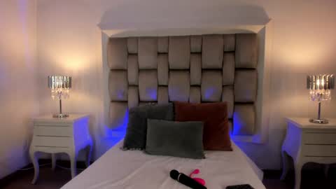 Snapshot of mara_betancurt chatting on 02.05.25 Mara online show from 02.05.25