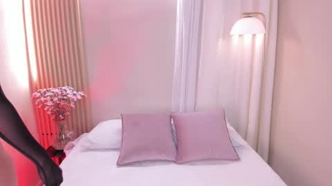 Mara  online show from 12.02.25