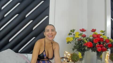 Mara  online show from 10.12.25