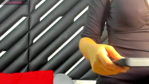 Snapshot of mara_lore chatting on 02.17.26 Mara online show from 02.17.26