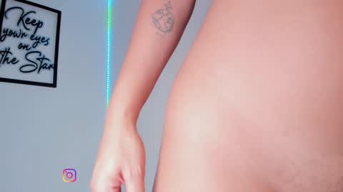 Snapshot of maragirl chatting on 02.04.25 Mara online show from 02.04.25