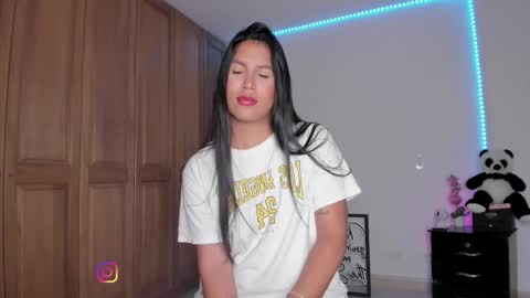 Snapshot of maragirl chatting on 03.01.25 Mara online show from 03.01.25