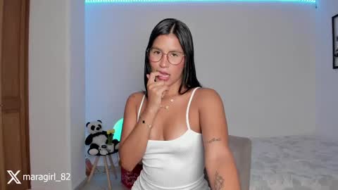 Snapshot of maragirl chatting on 09.15.25 Mara online show from 09.15.25