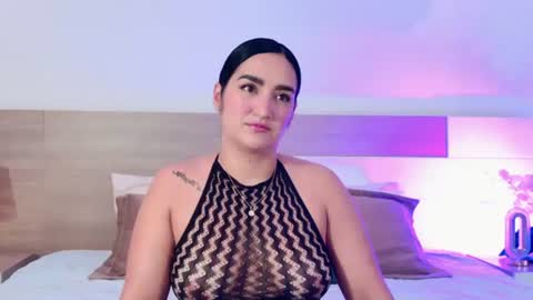 Snapshot of maragrief chatting on 06.16.26 maragrief online show from 06.16.26