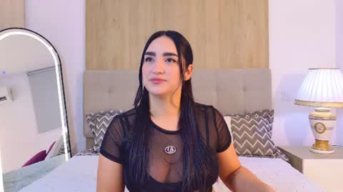Snapshot of maragrief chatting on 07.16.26 maragrief online show from 07.16.26
