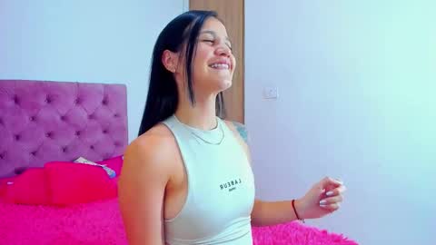 Snapshot of marahanson chatting on 11.27.25 Mara hanson online show from 11.27.25