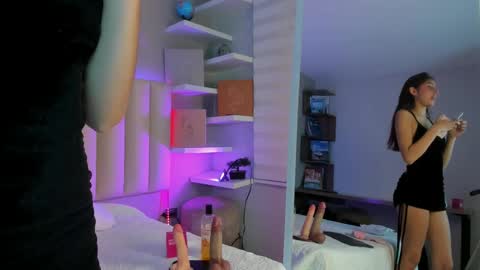 Snapshot of maraia_ford chatting on 10.03.25 Mara online show from 10.03.25