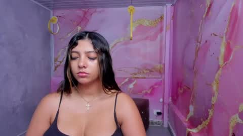 Snapshot of maraluna_ chatting on 07.17.26 Maraluna online show from 07.17.26