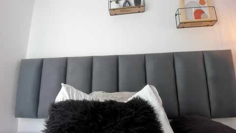 Snapshot of maraowen chatting on 03.10.26 Mara online show from 03.10.26