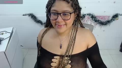 Mara Silk online show from 12.19.25