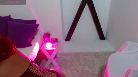 Mara Silk online show from 02.11.26