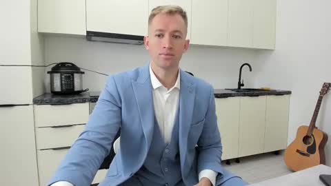 alex marvelxx online show from 10.24.25