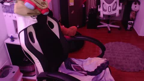 Snapshot of marcela2101s chatting on 04.11.26 marcela2101s online show from 04.11.26