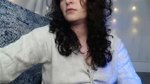 Snapshot of marceline_uu chatting on 01.05.25 M A R C I online show from 01.05.25