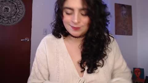 Snapshot of marceline_uu chatting on 02.12.25 M A R C I online show from 02.12.25