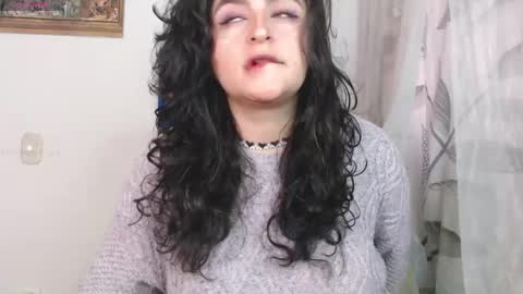 Snapshot of marceline_uu chatting on 05.14.26 M A R C I online show from 05.14.26