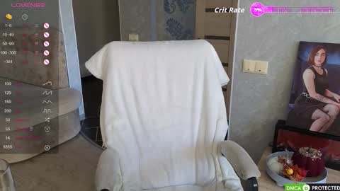 Snapshot of marceline_v chatting on 10.18.25 Marcy online show from 10.18.25