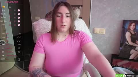 Snapshot of marceline_v chatting on 11.30.25 Marcy online show from 11.30.25