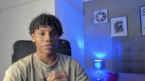 Snapshot of marcelo_dosantos77 chatting on 01.31.25 MARCELO online show from 01.31.25